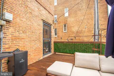 17 W CHASE STREET, BALTIMORE, MD 21201