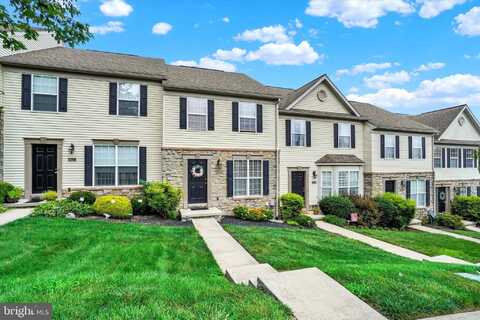 2756 SEABISCUIT STREET, YORK, PA 17402