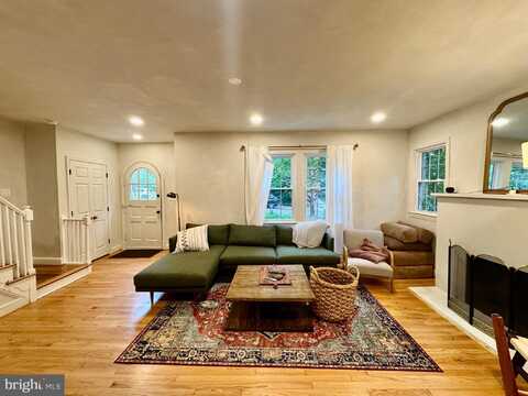6017 INWOOD STREET, LANDOVER, MD 20785