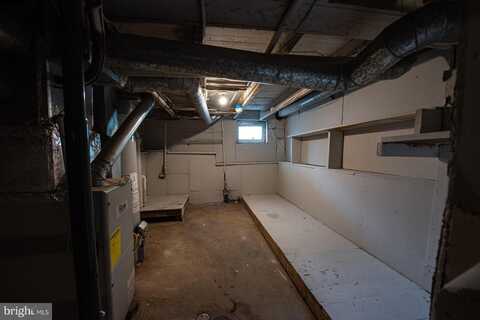 1049 E MASON AVENUE, YORK, PA 17403