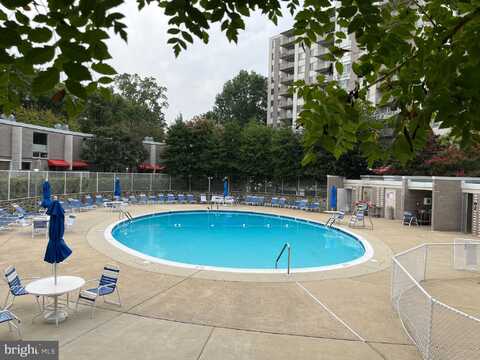 4979 BATTERY LANE, BETHESDA, MD 20814