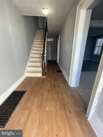 319 S MAPLE AVENUE, MARTINSBURG, WV 25401