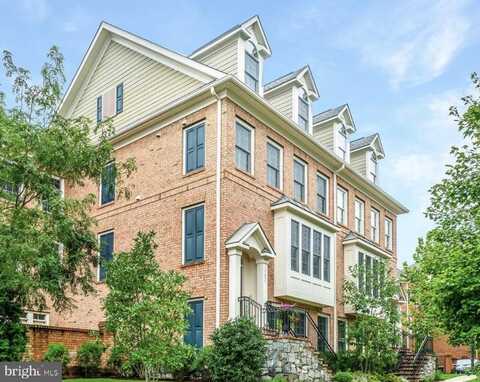 10605 YORKTOWN DRIVE, FAIRFAX, VA 22030