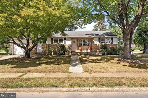 12 FOX LANE, HAMILTON, NJ 08620
