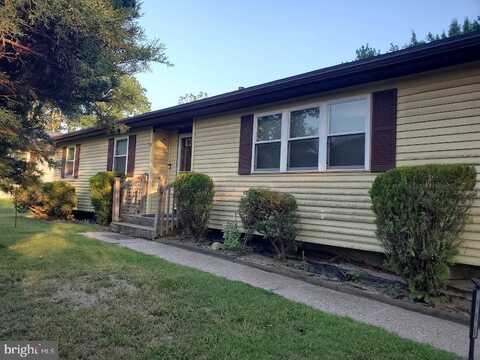 111 BOBOLINK BOULEVARD, BROWNS MILLS, NJ 08015