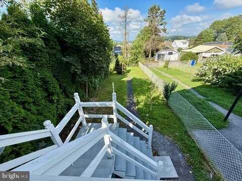 20 S SPENCER STREET, FRACKVILLE, PA 17931