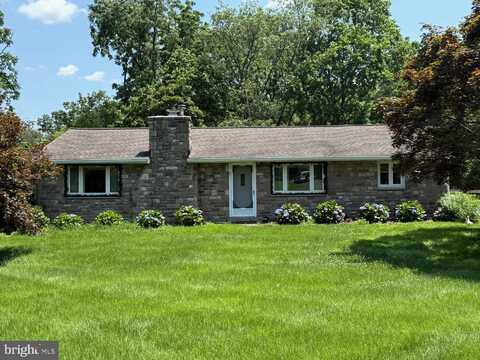 19 DOE RUN DRIVE, WARRINGTON, PA 18976