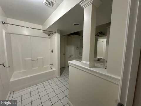 215 HOILE LANE, HUNTINGTOWN, MD 20639