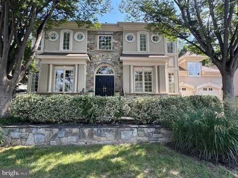 7444 OLD MAPLE SQUARE, MCLEAN, VA 22102