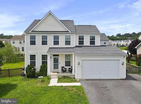 41 TUSCANY TRAIL, HEDGESVILLE, WV 25427