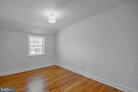 1711 LYNNEWOOD DRIVE, HAVERTOWN, PA 19083