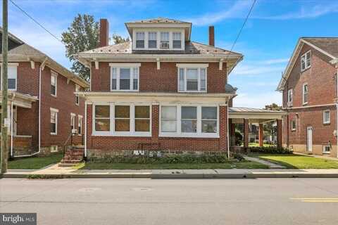 126-128 E MAIN STREET, FLEETWOOD, PA 19522