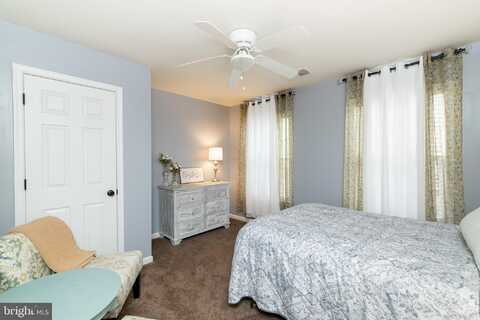 258 CHIMNEY CIRCLE, MIDDLETOWN, VA 22645