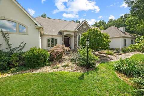 31 Markham, CROSSVILLE, TN 38558