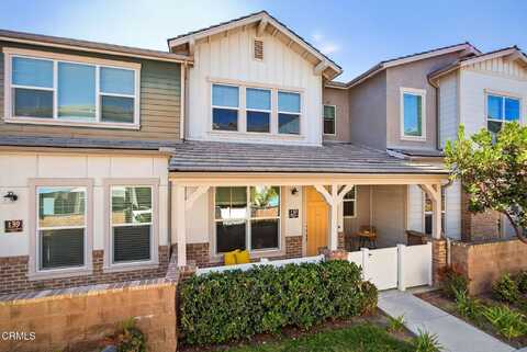 139 Farmhouse Drive, Simi Valley, CA 93065