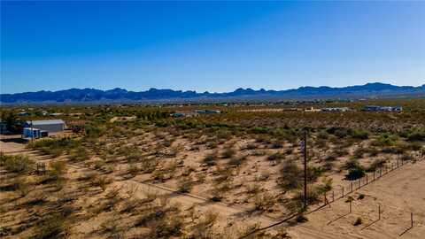 N Glen Canyon Road, Golden Valley, AZ 86413