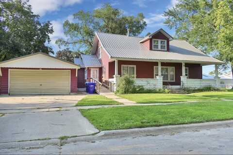 318 NE 8th Street, Independence, IA 50644