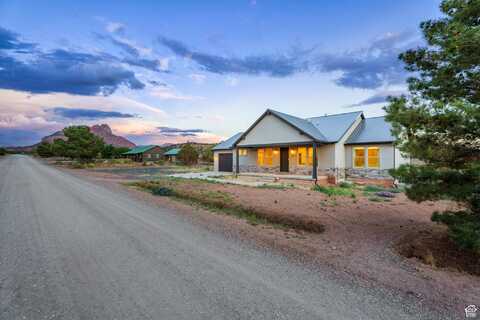 1061 W SMITHSONIAN, Apple Valley, UT 84737