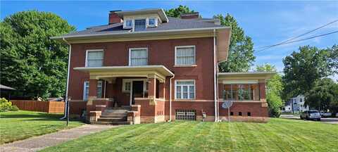 235 E Hazelcroft Ave, New Castle, PA 16105