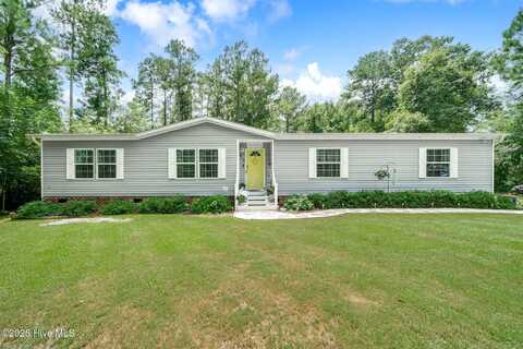 212 Ola Belle Road, Burgaw, NC 28425
