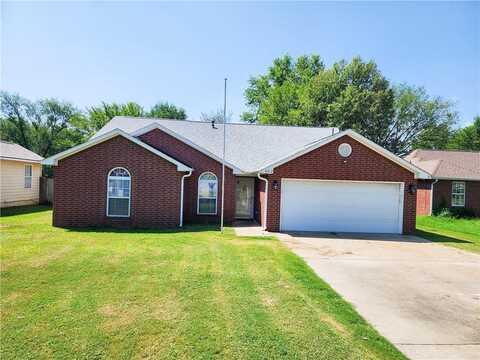 402 Greenwood PL, Siloam Springs, AR 72761