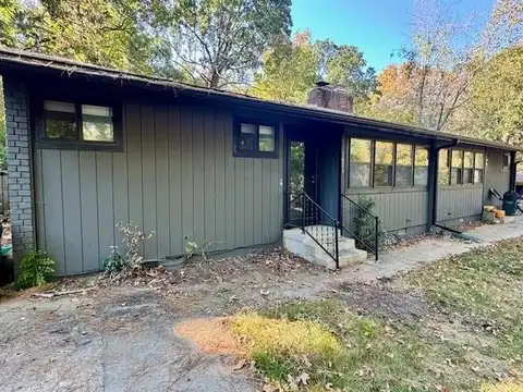 1651 E Hammond ST, Fayetteville, AR 72701