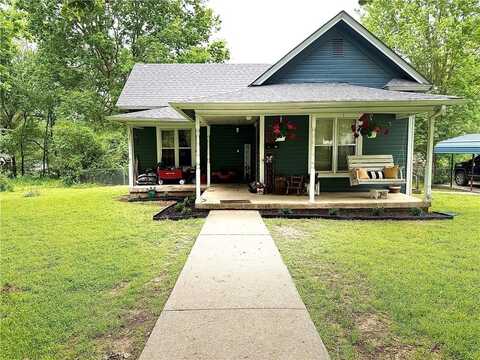 107 Rose AVE, Berryville, AR 72616