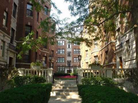 2328 N. Lincoln Park West Avenue, Chicago, IL 60614
