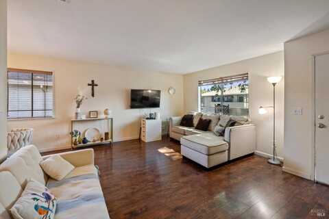 1951 Aletha Lane, Vacaville, CA 95687