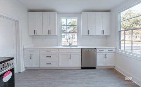 1013 Elmira Street, Mobile, AL 36604