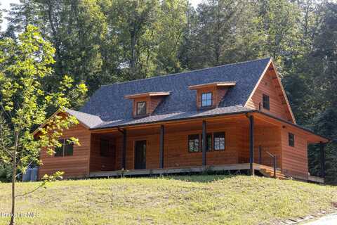 1427 Hewins St, Sheffield, MA 01257
