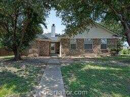 1400 Prairie Drive, Bryan, TX 77802