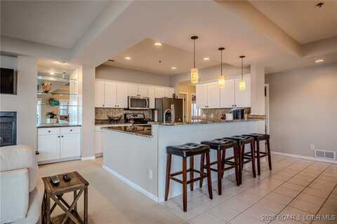 212 E Palisades Condo Drive unit: 1A, Lake Ozark, MO 65049
