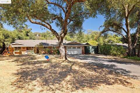 20369 E Walnut Dr, Sonora, CA 95370