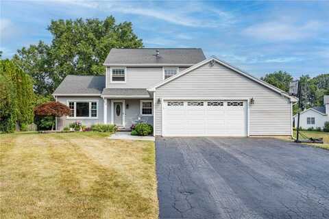 18 Charter Circle, Gates, NY 14606
