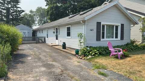163 Haviland Park, Greece, NY 14616