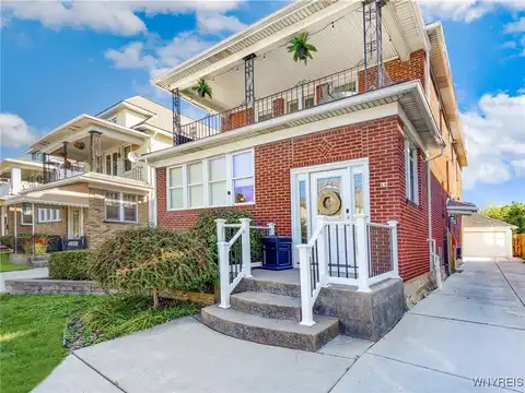 15 Carmel Road, Buffalo, NY 14214