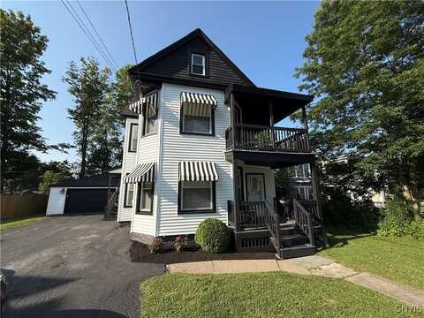 26 Paris Road, New Hartford, NY 13413
