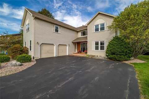 4316 Lazybrook Cir, Clay, NY 13088