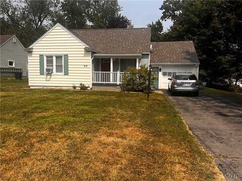 213 Ridgewood Drive, Cicero, NY 13212