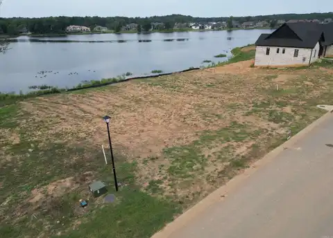 6107 Majestic Waters Dr., Benton, AR 72019