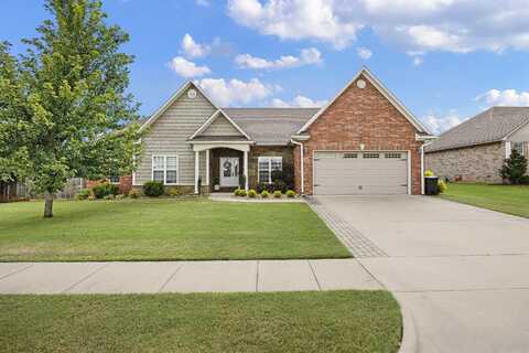102 Buffalo St, Clarksville, AR 72830