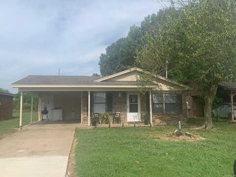 1912 S Vine Street, Stuttgart, AR 72160