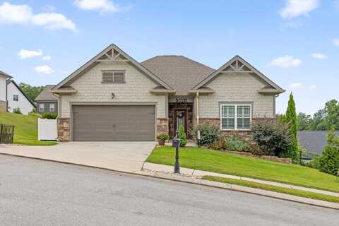 9028 Bear Claw Crossing, Ooltewah, TN 37363