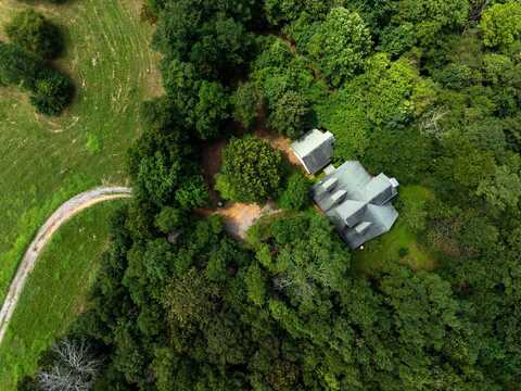 434 Farm Road, Trion, GA 30753