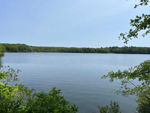 9 Santuit Lane, Mashpee, MA 02649