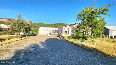 77 Garden Way, Saint Maries, ID 83861