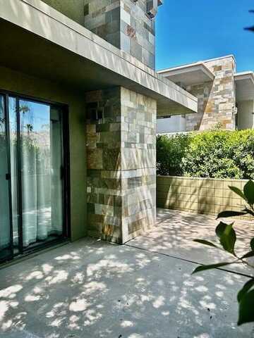 870 E Palm Canyon Drive, Palm Springs, CA 92264