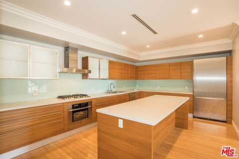 1283 Havenhurst Dr, West Hollywood, CA 90046
