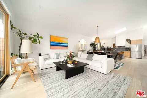 5136 S Victoria Ave, Los Angeles, CA 90043
